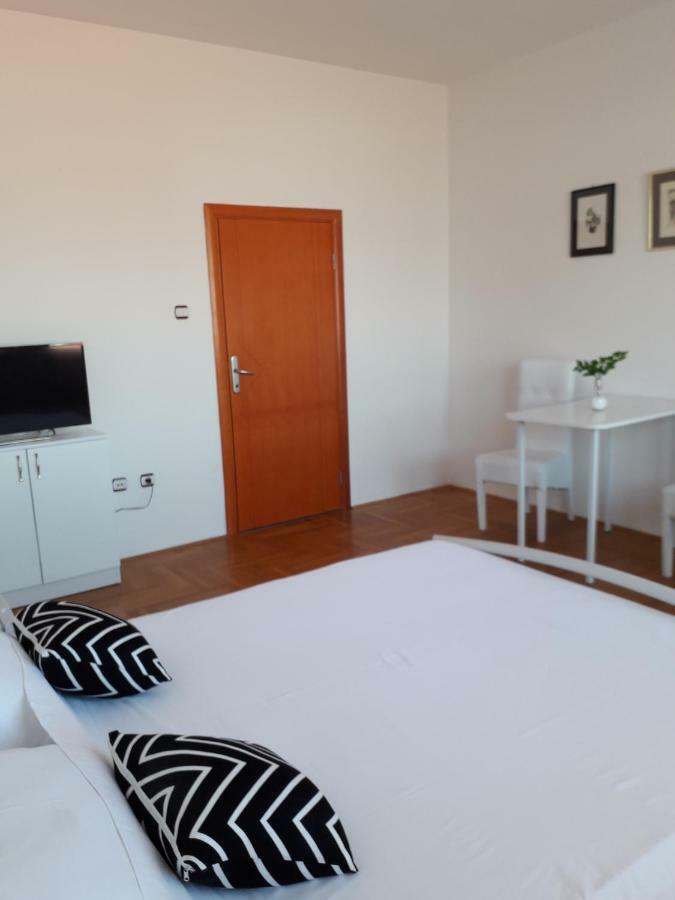 נובי סאד Apartman Dunja Ns 2 מראה חיצוני תמונה